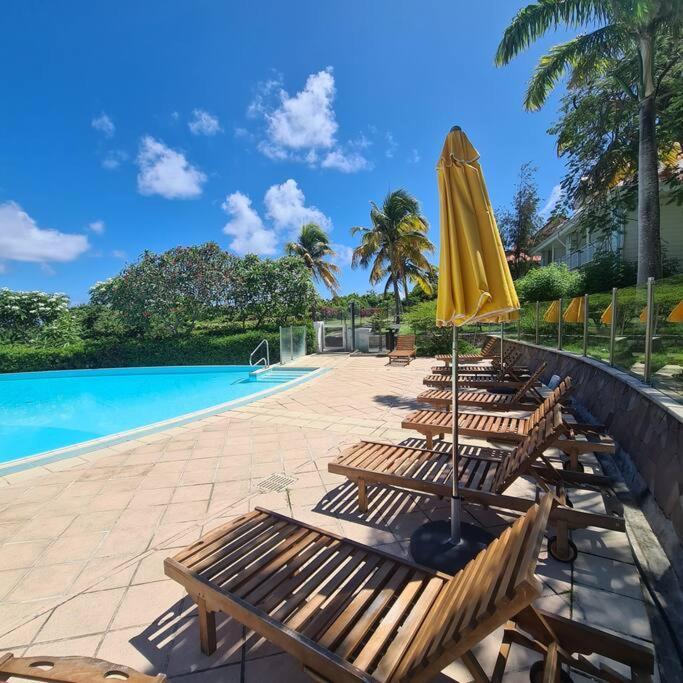 Magnifique Studio Pierre Et Vacances Piscine & Plage Sainte-Anne (Grande-Terre) Exteriör bild